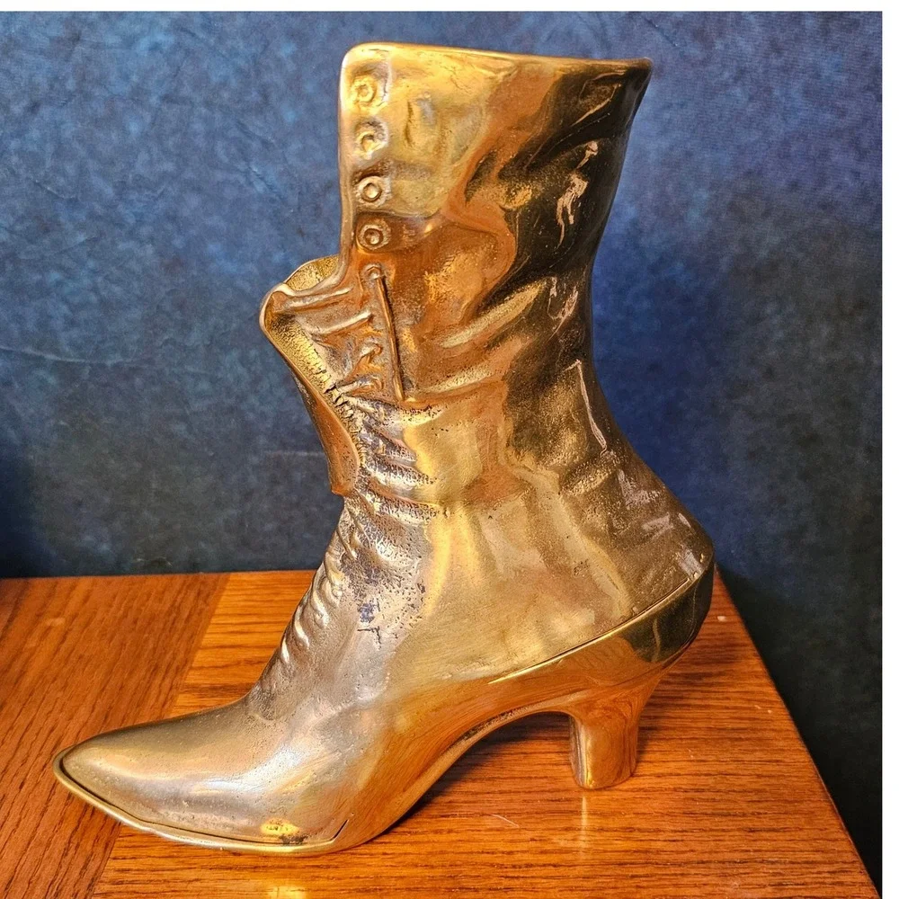 Vintage Brass Victorian Lace Up Boot Vase Decorative Gold Figurine 9 Inch Tall
